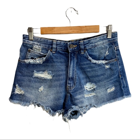 Zara Trafaluc Denimwear High Rise Distressed Shorts, Size 6 - Picture 2 of 13